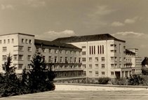 St. Vinzenz (Foto: Archiv Provinzialat Barmherzige Brüder) St. Vinzenz war neben St. Pius das erste Bettenhaus des Krankenhauses Barmherzige Brüder in Regensburg.