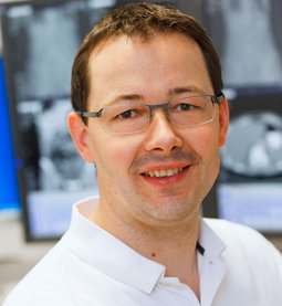 Foto von Dr. Roland Brandl, Radiologe des Instituts für Radiologie, Neuroradiologie und Nuklearmedizin