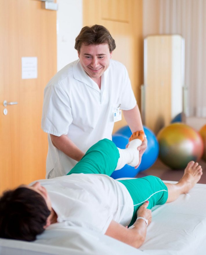 Physiotherapeutische Behandlung bei den Barmherzigen Brüdern in Regensburg