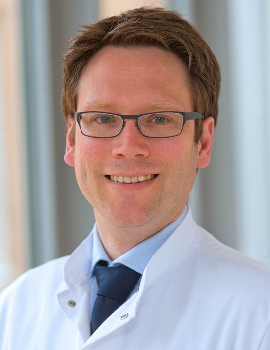 Foto von Prof. Dr. Oliver Pech, Chefarzt der Klinik für Gastroenterologie und Endoskopie, Facharzt für Innere Medizin und Gastroenterologie 