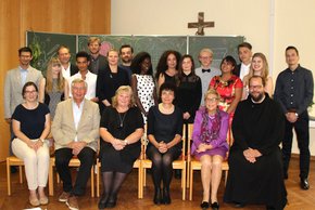 Die Absolventen des Jahrgangs 2016/2017.